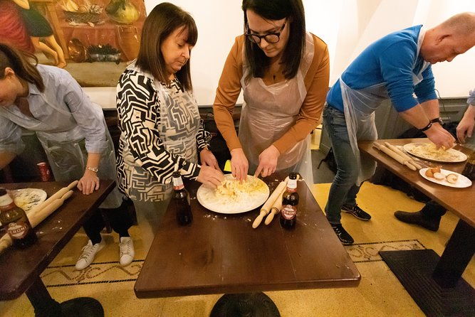 fettuccine-alfredo-and-ravioli-class-with-grandmas-recipe