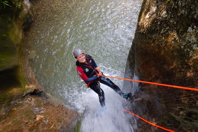 first-canyoning-in-grenoble-in-the-vercors