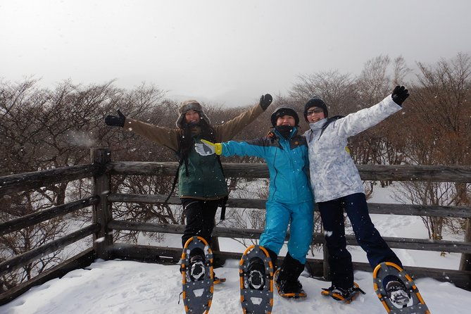 first-snow-play-snowshoe
