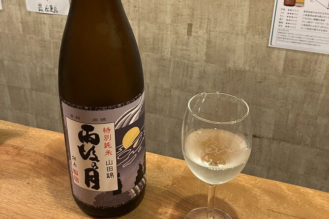 food-and-drinks-tour-local-izakaya-and-bar-hopping-in-namba