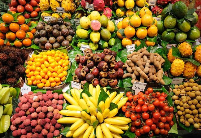 food-wine-history-tour-with-la-boqueria-market-in-barcelona