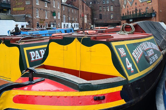 from-canals-and-victorians-to-todays-city-birmingham-walking-tour