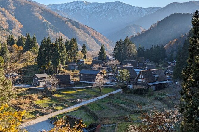 from-kanazawa-shirakawa-go-gokayama-and-wood-carving-village
