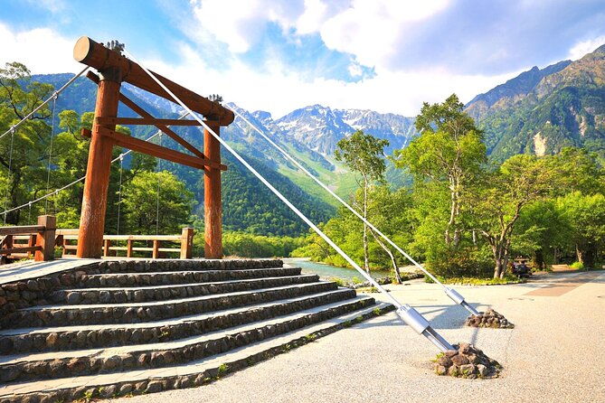 from-takayama-alpine-splendor-shinhotaka-ropeway-and-kamikochi