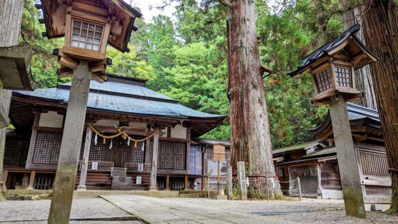 from-takayama-immerse-in-takayamas-rich-history-and-temple
