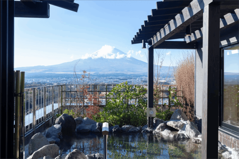 from-tokyo-fuji-mountain-skiing-and-hot-spring-day-trip