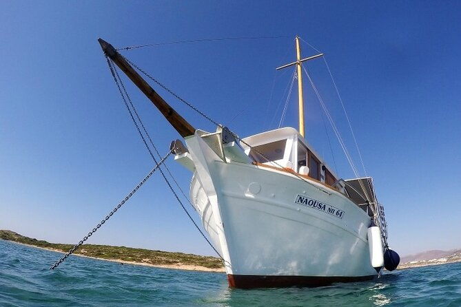full-day-cruise-in-antiparos-and-despotiko-with-barbecue