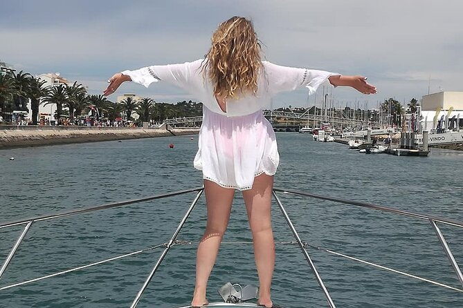 full-day-exclusive-boat-cruise-with-drinks-and-nibbles