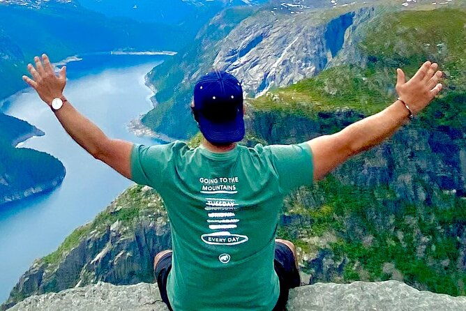 full-day-hiking-adventure-from-bergen-to-trolltunga