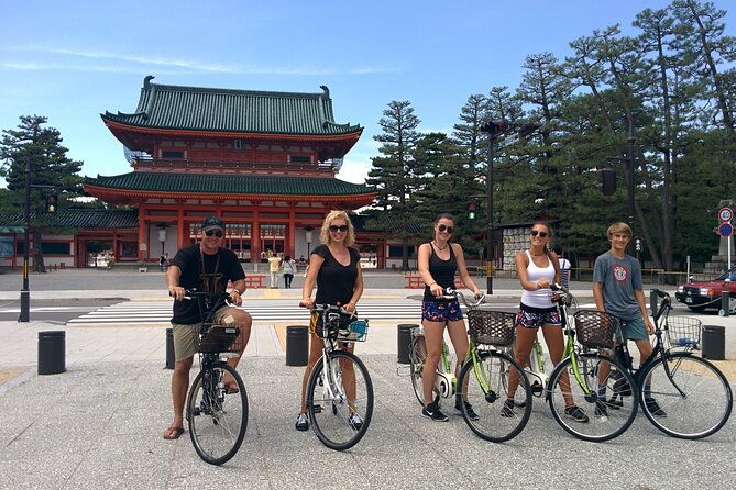 gems-of-east-kyoto-on-a-bike