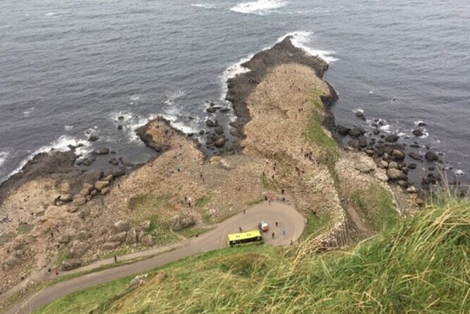 giants-causeway-and-belfast-2-days-with-private-chauffeur-tour