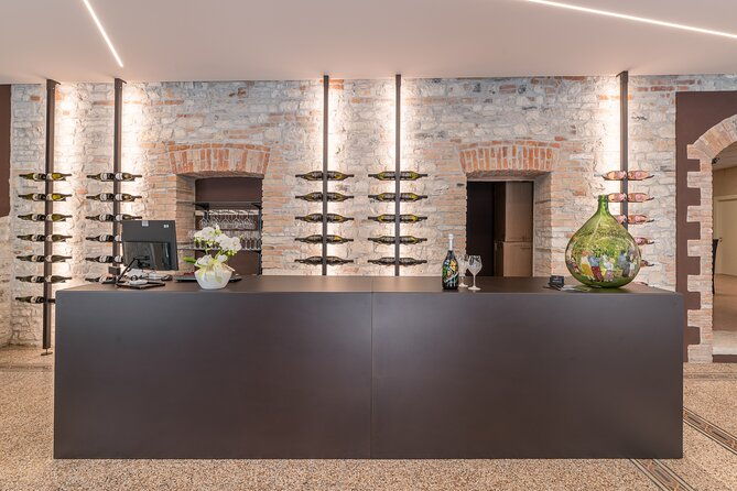 gold-prosecco-sup-valdobbiadene-docg-tasting