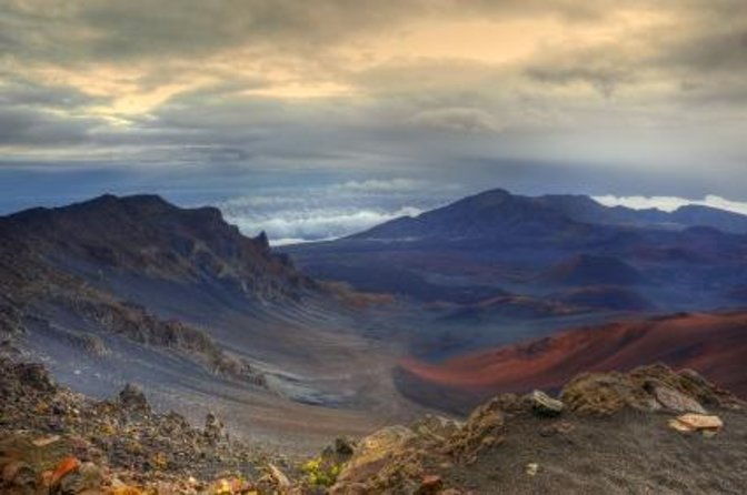 haleakala-sunrise-spectacular-legendary-views-local-breakfast