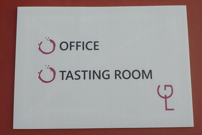 half-day-small-group-wine-experience-with-wine-expert-from-cagliari