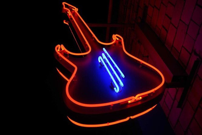 hard-rock-cafe-brussels-with-set-lunch-or-dinner