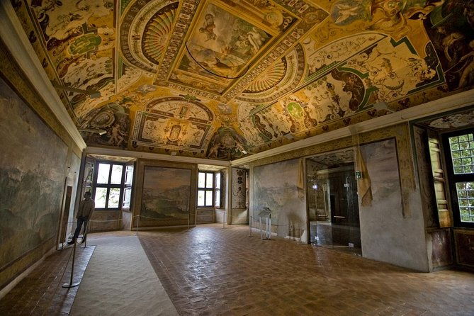 heritage-site-villa-deste-and-hadrians-villa-in-tivoli-tour-from-rome