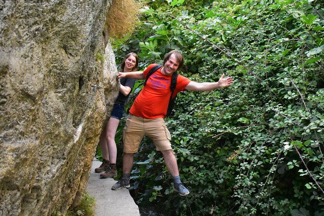 hiking-in-the-canyon-of-the-monachil-cubs-in-granada