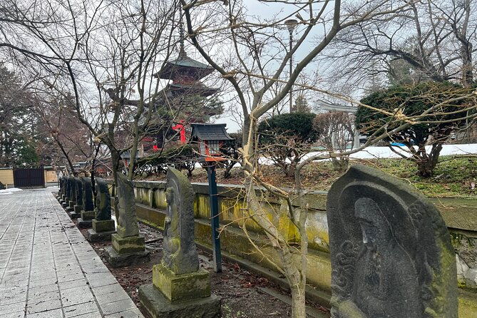 hirosaki-temples-and-shrines-historical-tour-with-licensed-guide