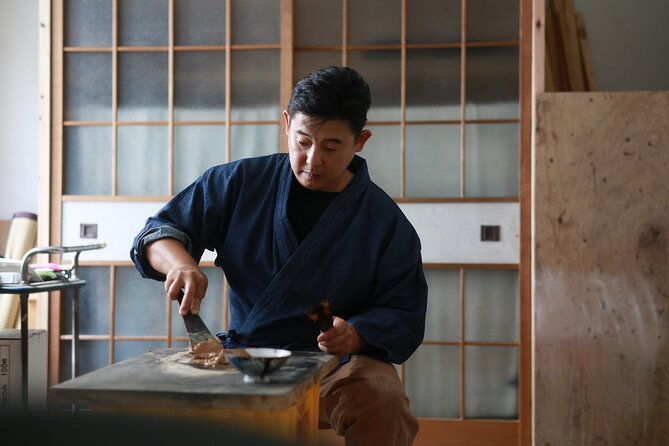 hiroshima-traditional-lacquer-art-studio-toursgift-included