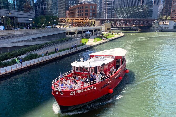 historical-and-architectural-chicago-fireboat-river-lake-cruise