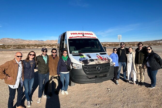 hoover-dam-with-walk-on-top-and-seven-magic-mountains-vip-tour