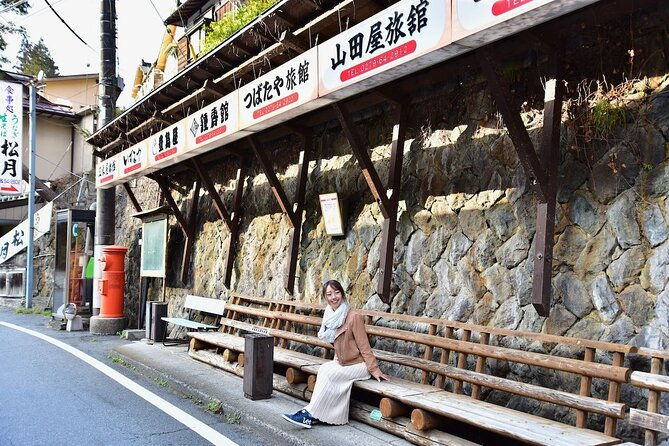 hot-spring-town-walking-tour-in-shima-onsen