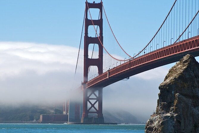 inside-alcatraz-and-golden-gate-bridge-bay-cruise