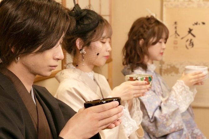 inuyama-private-tour-with-kimono-and-sado-experience-from-nagoya
