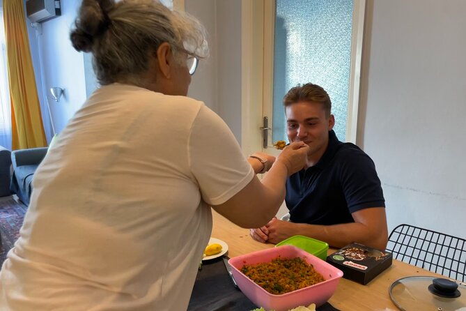 istanbul-vegan-vegeterian-cooking-class-with-locals-at-home