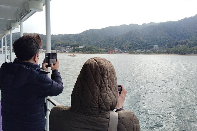 itsukushima-shrine-and-miyajima-summit-5hour-tour-in-miyajima