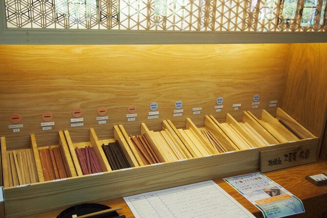 japanese-chopsticks-making-in-toyama-with-guide