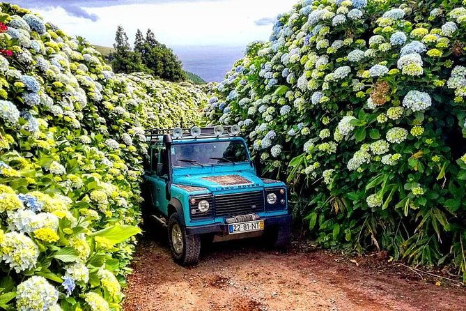 jeep-tour-full-day-sete-cidades-lagoa-do-fogo-with-lunch-and-drinks-included
