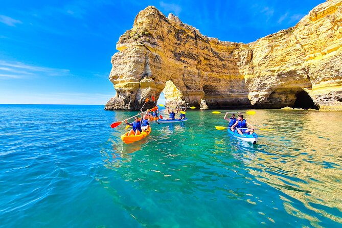 kayak-tour-with-local-guide-in-benagil