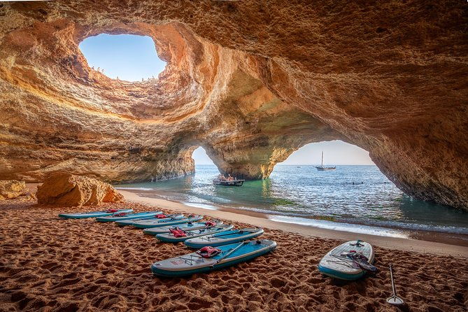 kayaking-to-benagil-cave-small-group-guided-by-a-local-native