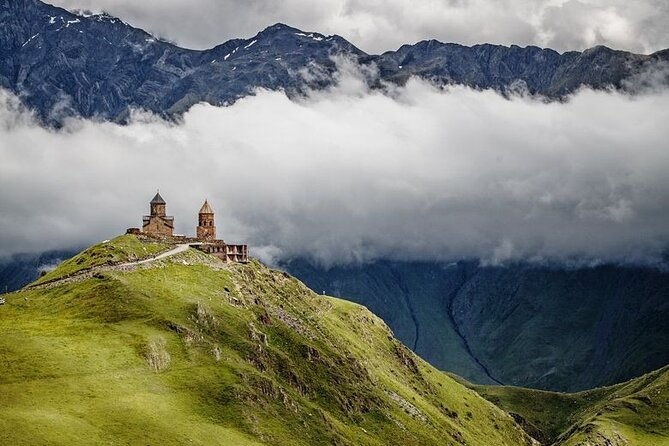 kazbegi-gudauri-full-day-private-tour-from-tbilisi
