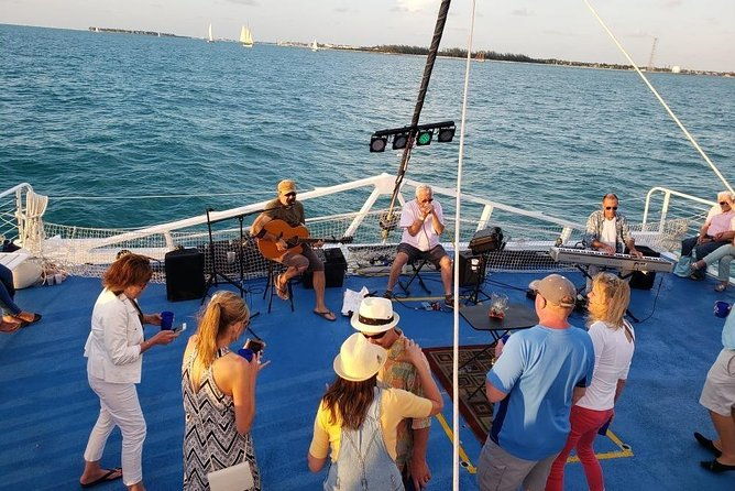 key-west-sunset-sail-with-live-music-drinks-and-appetizers