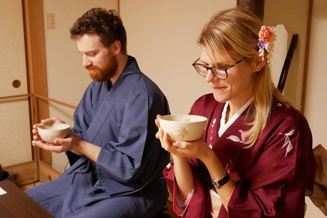 kimono-and-tea-ceremony-in-miyajima