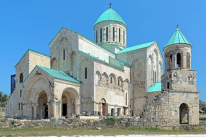 kutaisi-prometheus-cave-and-wine-tour