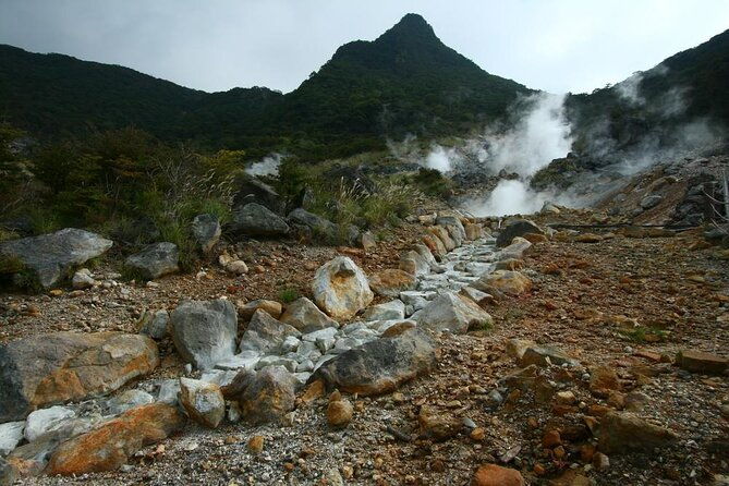 lake-ashi-hakone-owakudani-kowakien-with-daily-chauffeur