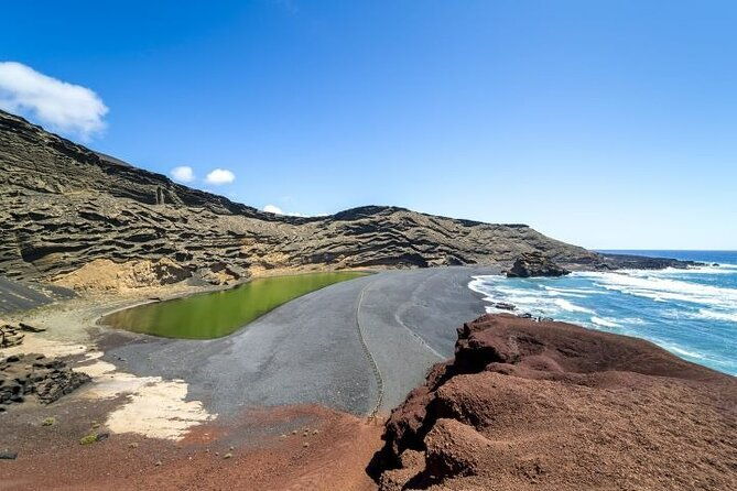 lanzarote-volcanoes-tour-departing-from-fuerteventura
