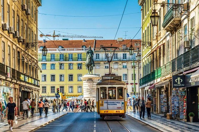 lisbon-private-driver-and-customizable-tour