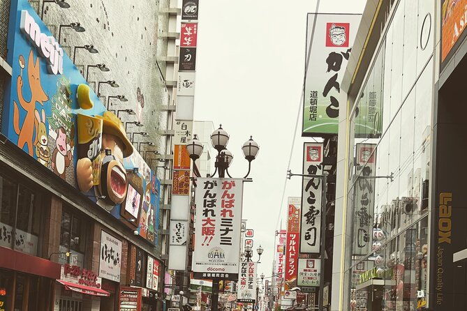 local-izakaya-japanese-traditional-bar-hopping-in-osaka-namba