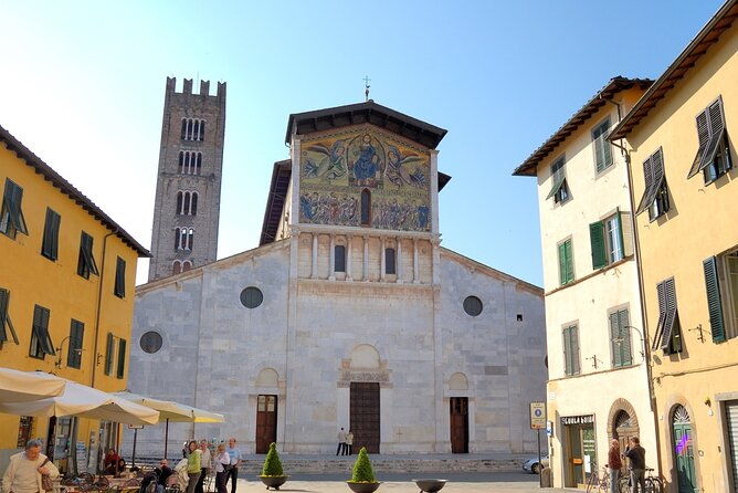 lucca-self-guided-tour-by-bike-with-map