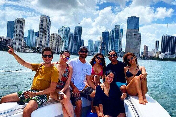 miami-private-yacht-rental-with-captain