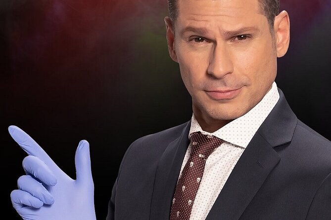 mike-hammer-comedy-magic-show-at-the-four-queens-hotel