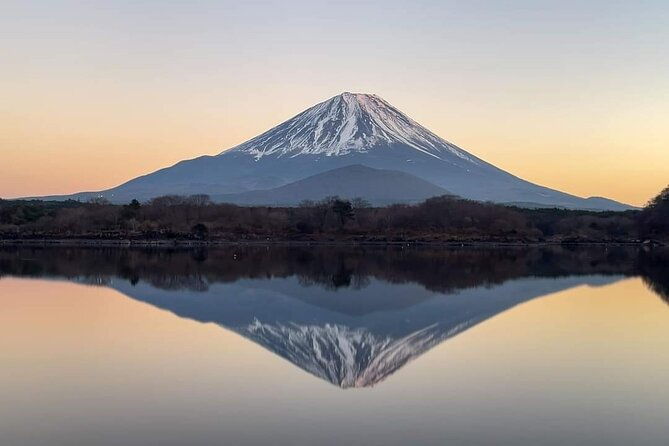 muslim-friendly-mount-fuji-tour-with-english-speaking-chauffeur