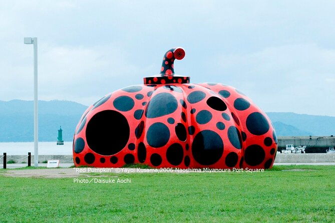 naoshima-island-2-days-tour-from-uno-or-takamatsu