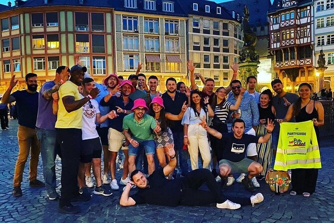 night-pubcrawl-tour-in-frankfurt-shots-and-party