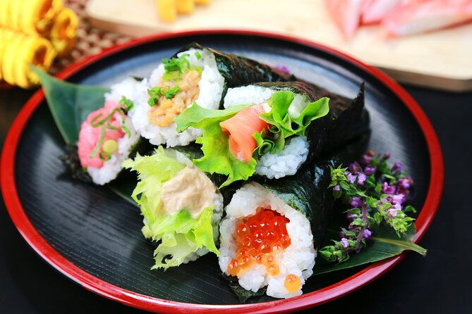 nishinomiya-private-sushi-making-class-sake-lesson