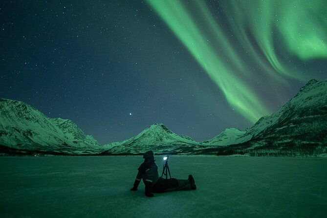 northern-lights-expedition-with-arctic-photo-guide-max-6-guests